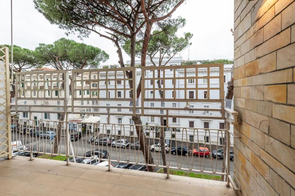 2 - Exclusive 2bedroom & 2bathroom Rom